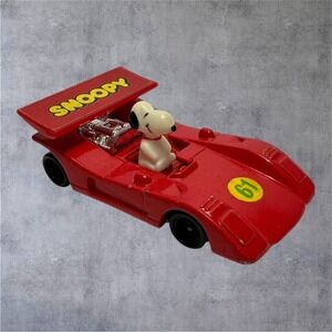 Aviva Snoopy‎ Race Car Red Vintage Diecast Peanuts No 61 Toy Hong Kong